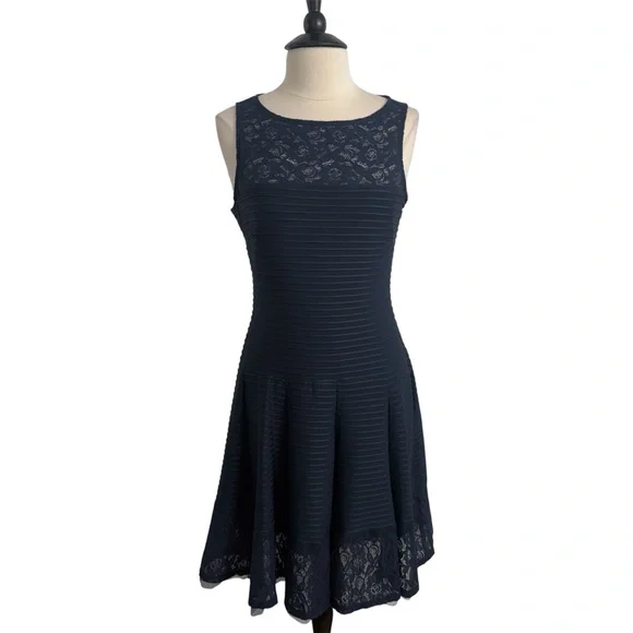 Gabby Skye Sleeveless Fit and Flare A-Line Cocktail Dress, Navy Blue, Size 12 - Picture 1 of 9
